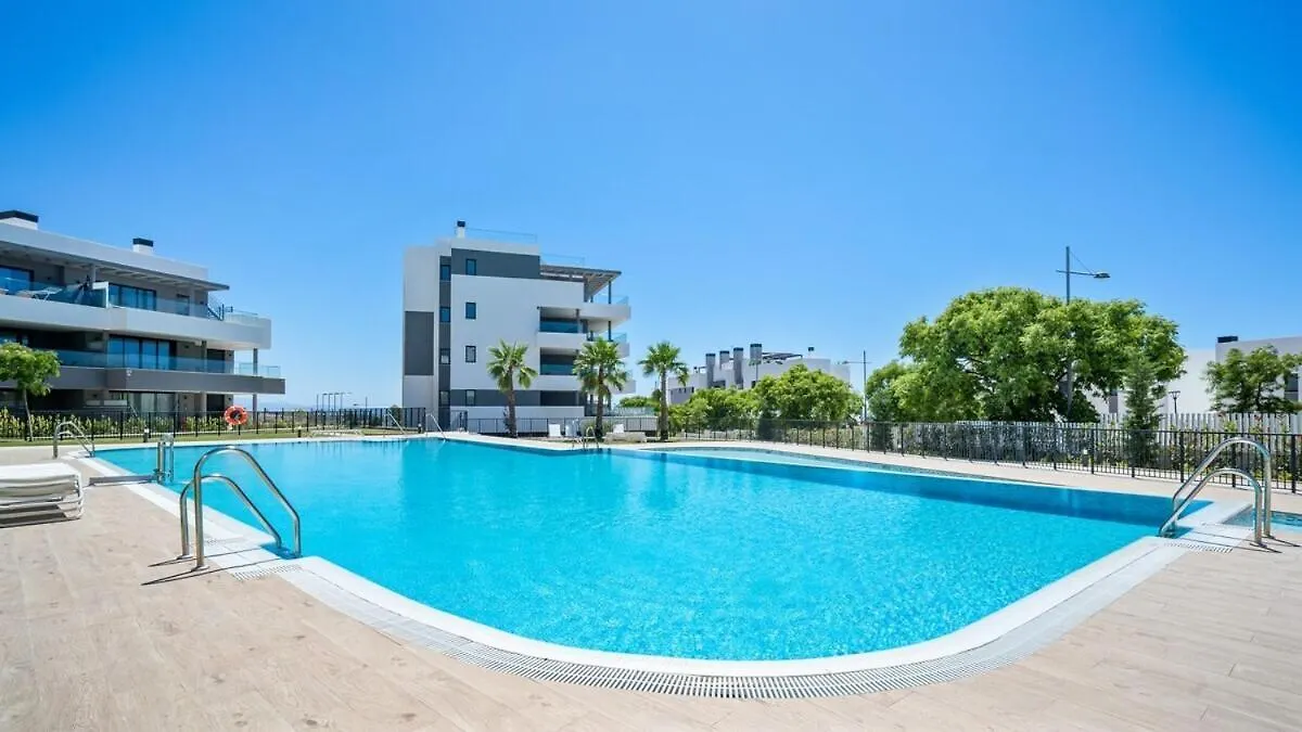 Apartment With Sea View And Gym Estepona